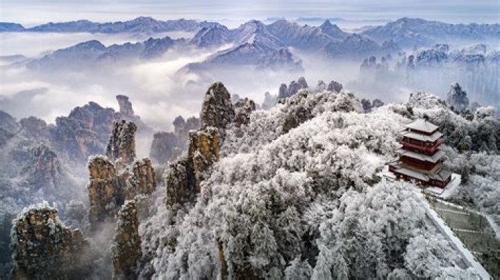 Does hainan have snow?