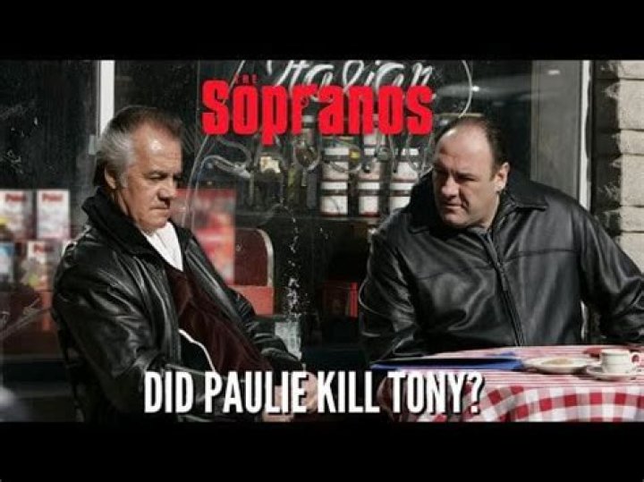 Does paulie kill tony?