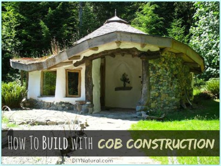 How long does it take to build a cob house?