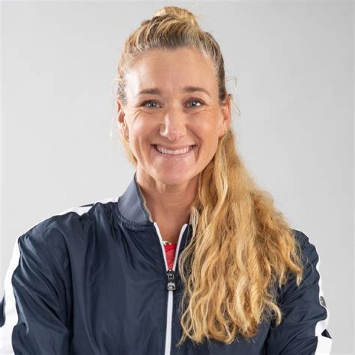 How old is kerri walsh jennings?